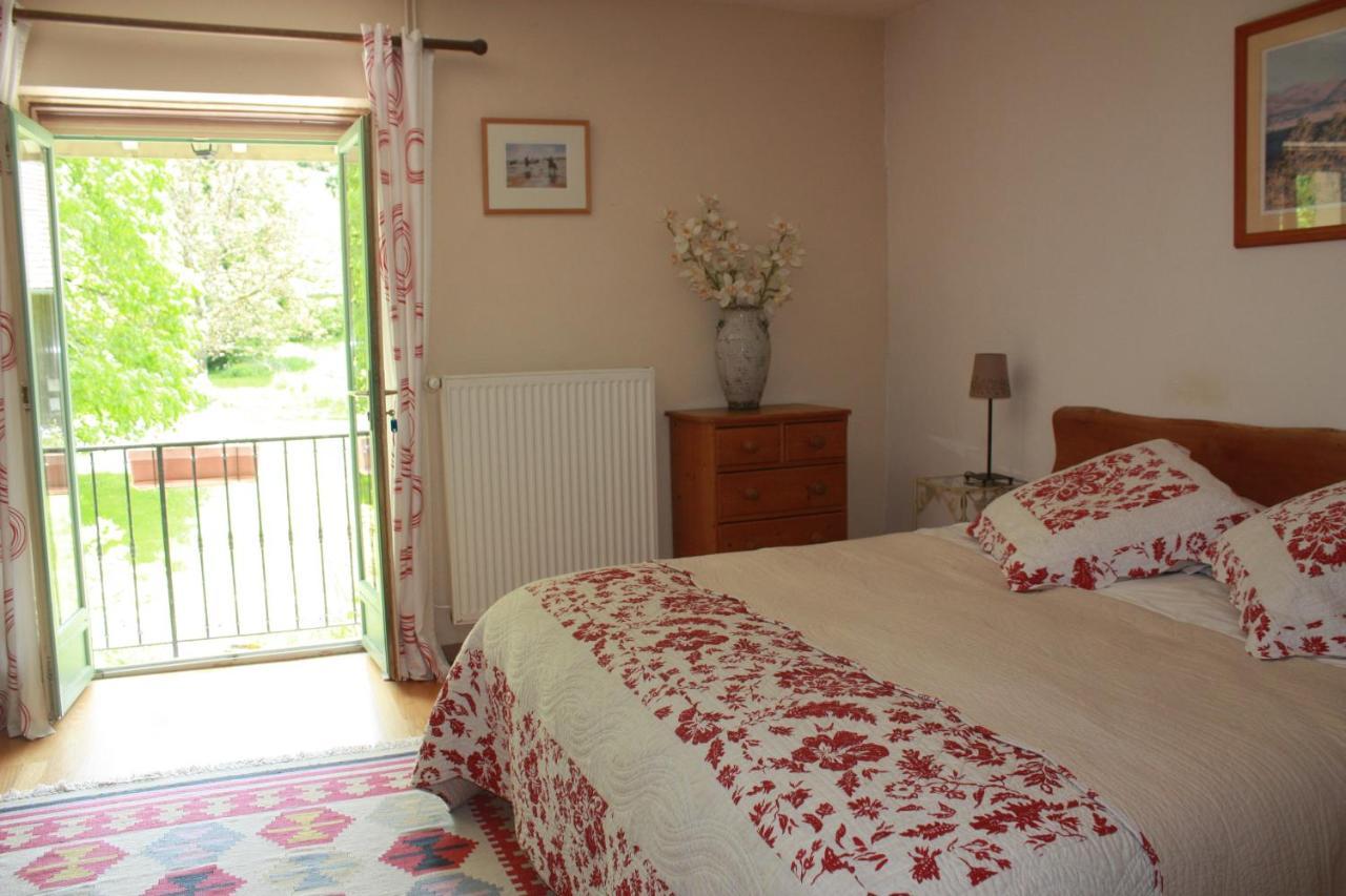 La Clairiere Du Moulin Bed & Breakfast Lepin-le-Lac Exterior photo